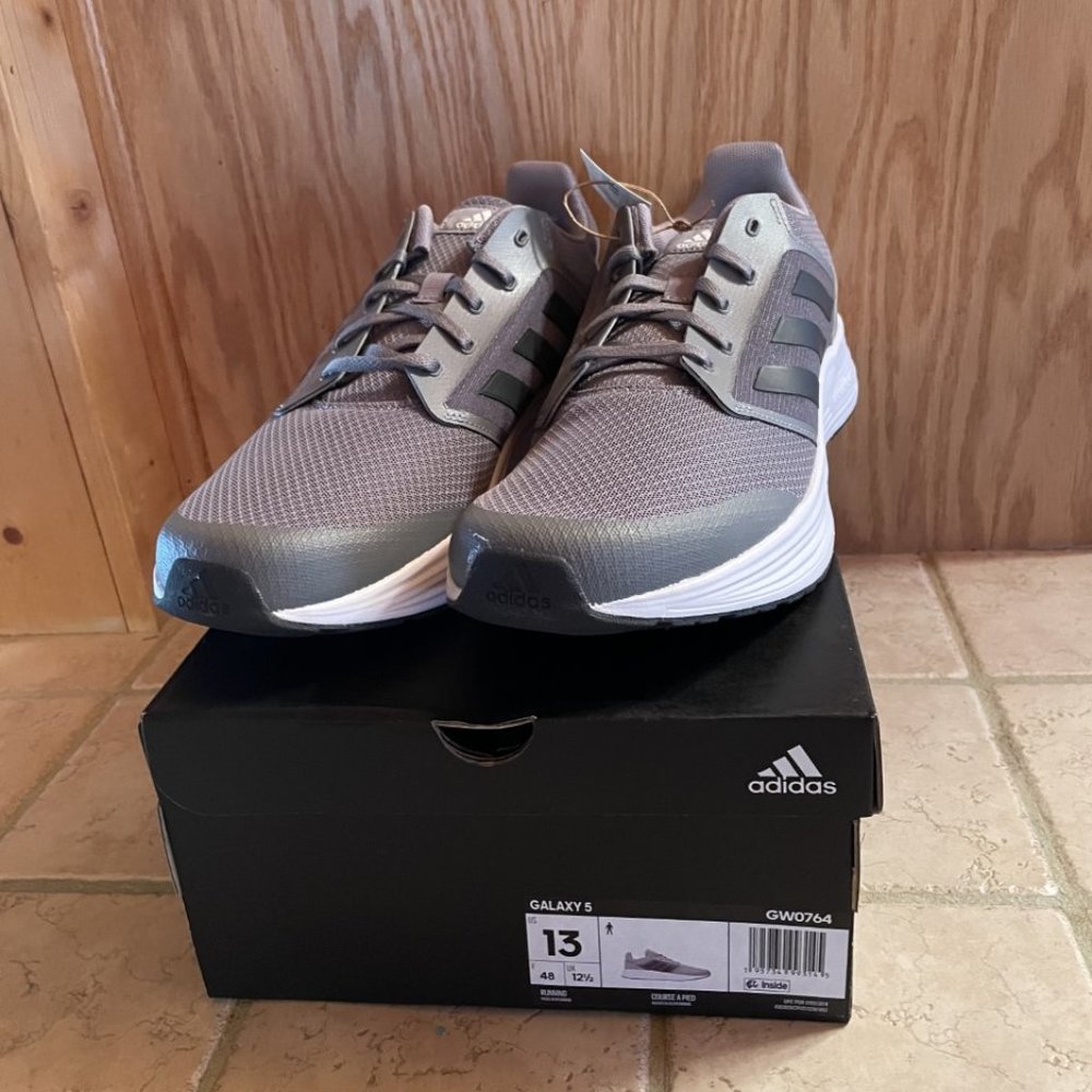 adidas Galaxy 5